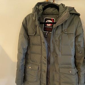 Pajar Women’s winter parka - M